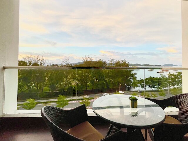 キャピタル O 90986 ザ ロフトレジデンス