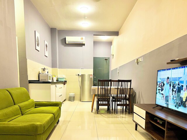 キャピタル O 90986 ザ ロフトレジデンス