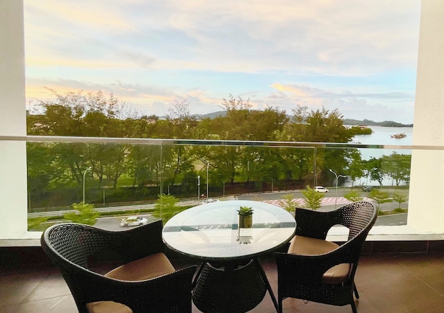 キャピタル O 90986 ザ ロフトレジデンス