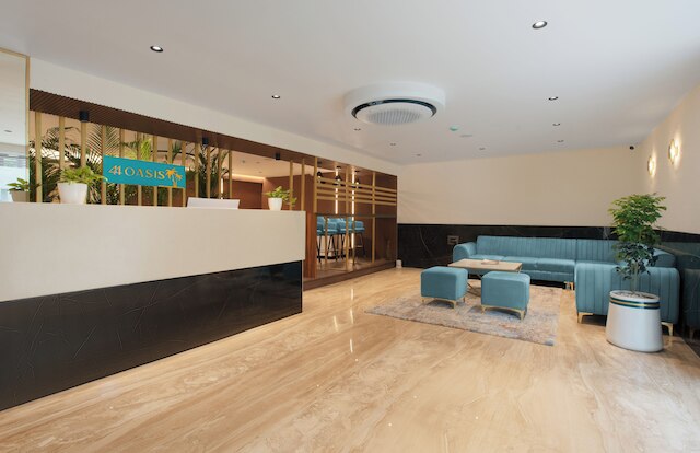 ホテル 44 オアシス