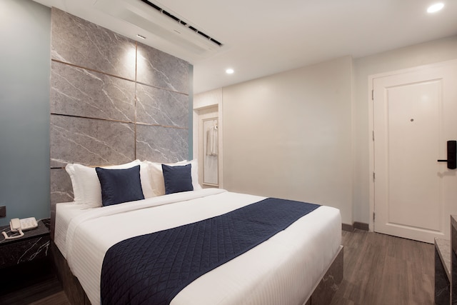 ホテル 44 オアシス