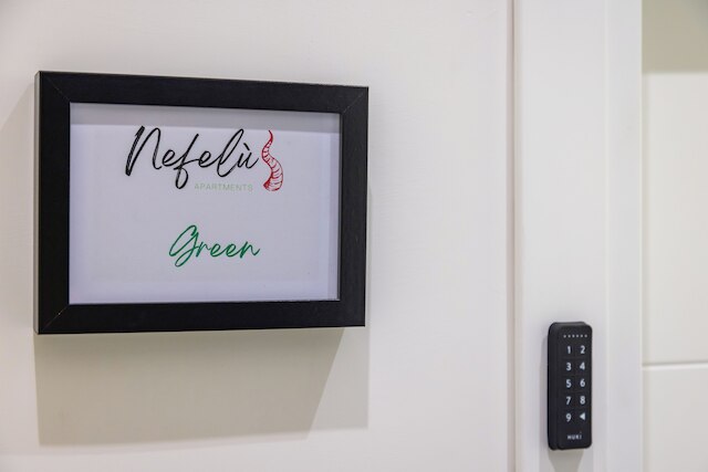 ネフェル アパートメンツ