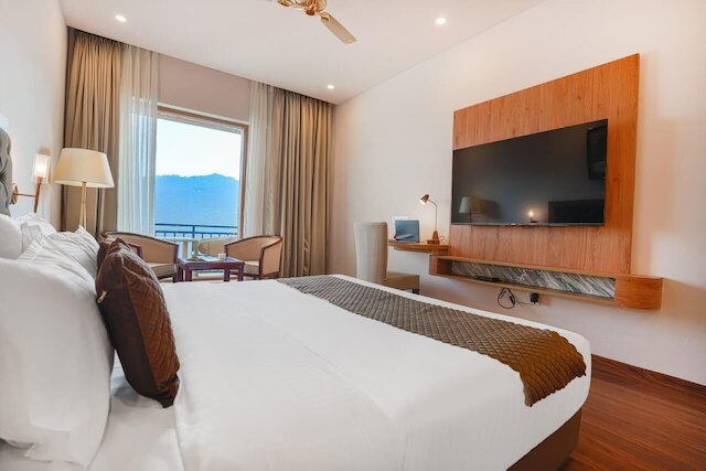 ザ サナワール ハイツ カサウリ