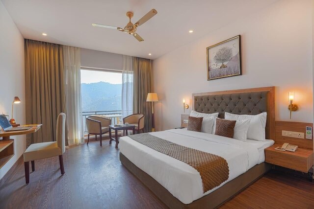 ザ サナワール ハイツ カサウリ