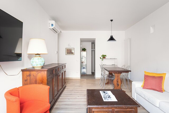 ナイス アパートメント ニア ピアッツァ カルサ