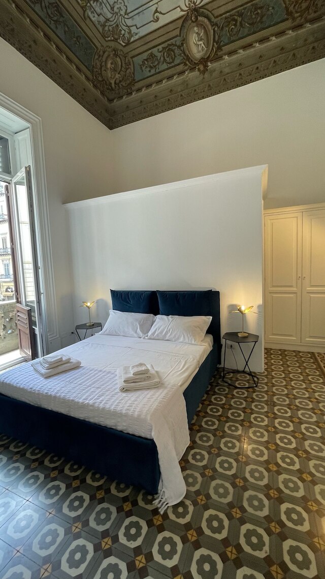 ドンナ フランカ フロリオ