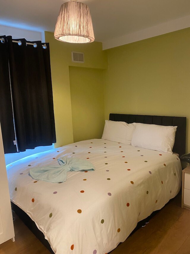 ラグジュリアス エンタイア ホーム、レスター スクエア、コベント ガーデン、トッテナム コート ロード