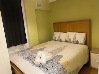 ラグジュリアス エンタイア ホーム、レスター スクエア、コベント ガーデン、トッテナム コート ロード