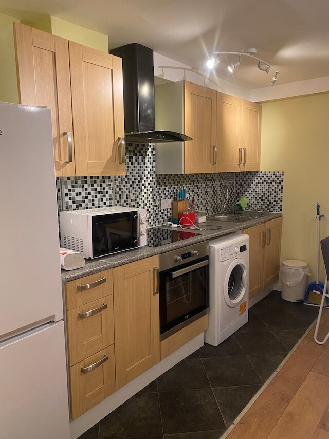 ラグジュリアス エンタイア ホーム、レスター スクエア、コベント ガーデン、トッテナム コート ロード