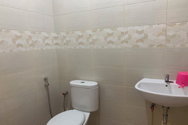 ホテル O ポンドック ヒトゥン ニア GOR カレゴワ