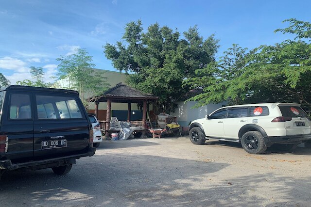 ホテル O ポンドック ヒトゥン ニア GOR カレゴワ