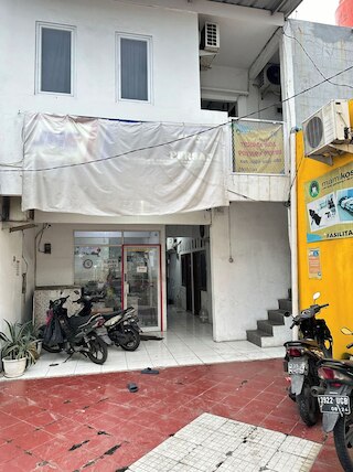 SPOT ON 94001 スリ レジデンス