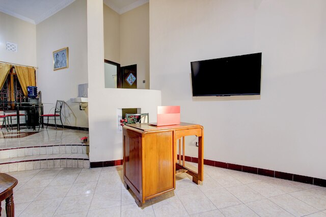 OYO 94003 アンジュク ラダング ホームステイ