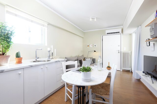 ライブインアテネ、アワーファーストラブ #01