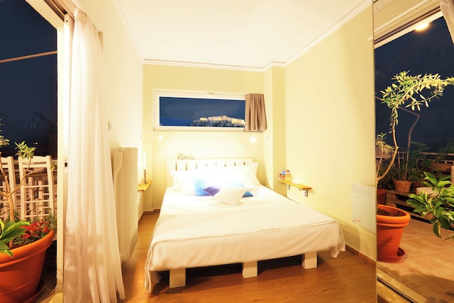 ライブインアテネ、アワーファーストラブ #01