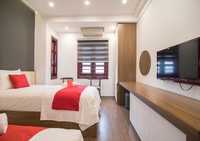 クイーンズ ホテル