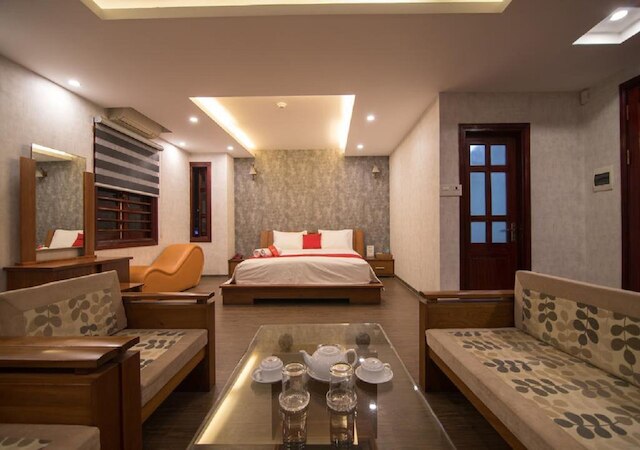 クイーンズ ホテル