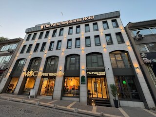 ザ パーム ボスポラス ホテル