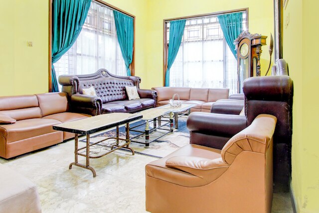 オテル O ホームステイ ンダレム カデマンガン