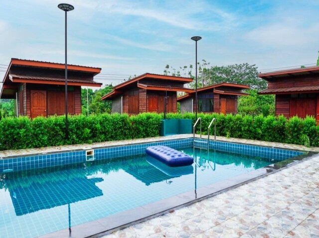 OYO 75500 クウノネアート & ギャラリー