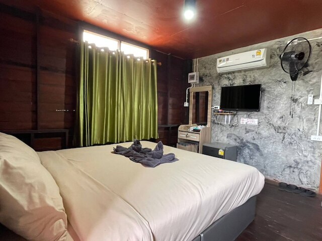 OYO 75500 クウノネアート & ギャラリー