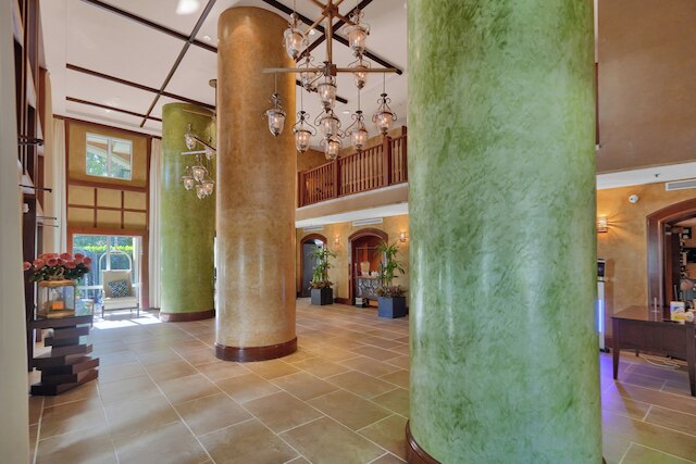 1 ベッドルーム ステップス トゥ マリーナ アンド ココウォーク