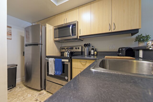 1 ベッドルーム ステップス トゥ マリーナ アンド ココウォーク