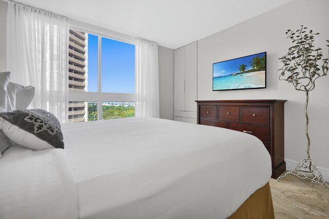 モダン ベイ ビュー ウィズ フリー パーキング