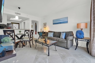 リラクシング コンド ウィズ フリー パーキング