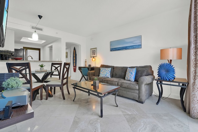 リラクシング コンド ウィズ フリー パーキング