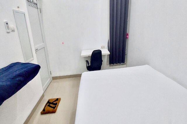 OYO 94045 アパートメント ゲートウェイ パステウル バイ サエフル