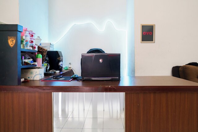 OYO 94052 アパートメント ゲートウェイ チカダス バイ グリング プロパティ