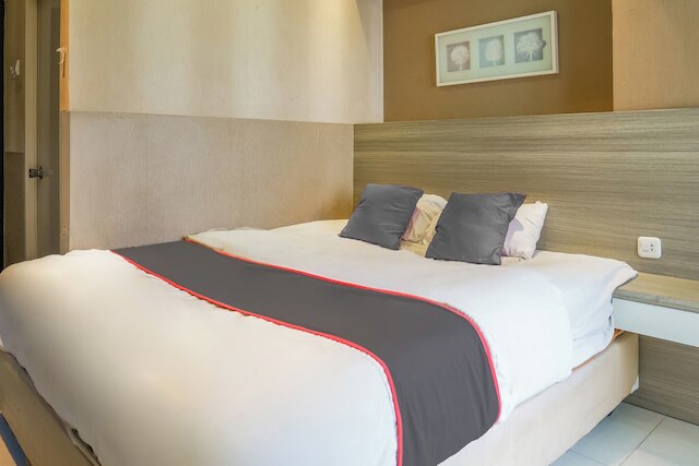 OYO 94052 アパートメント ゲートウェイ チカダス バイ グリング プロパティ