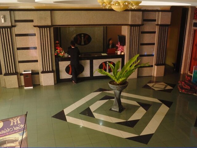 OYO 94002 ムティアラ インダハ ホテル