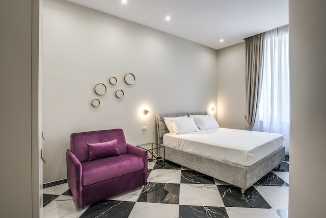 ナポリのピンクローズ、1 ベッドルームと1 バスルーム付き