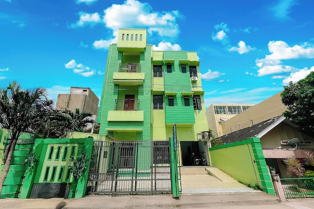 SG プレミアム ゲストハウス バイ ヘロクス