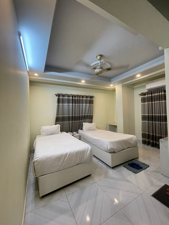 ホテル ホワイト ストーン