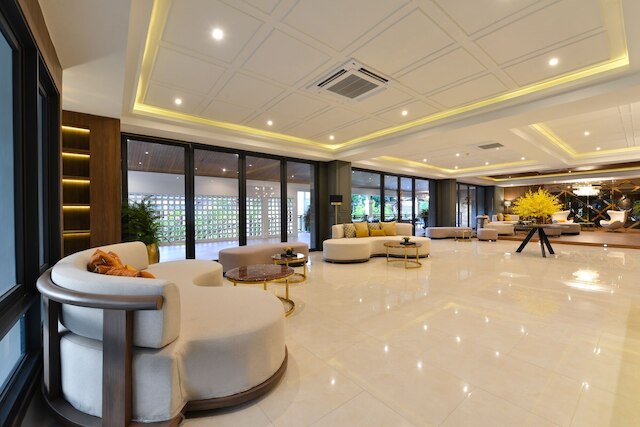 カステル パタヤ ホテル