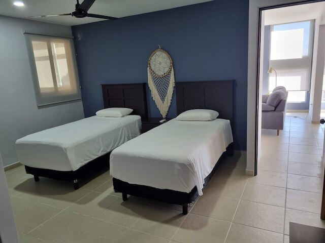 トーレ メトロポリ