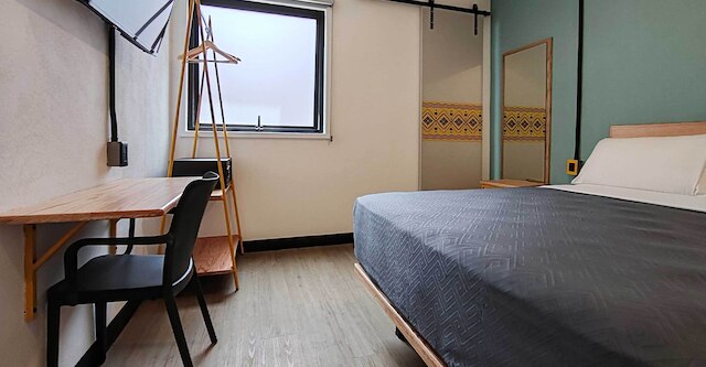 ホテル エスカラ コロニア ローマ