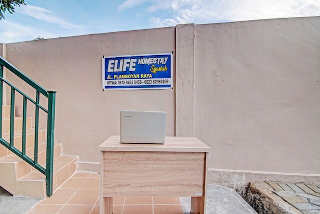 ホテル O エリフ ホームステイ シャリア