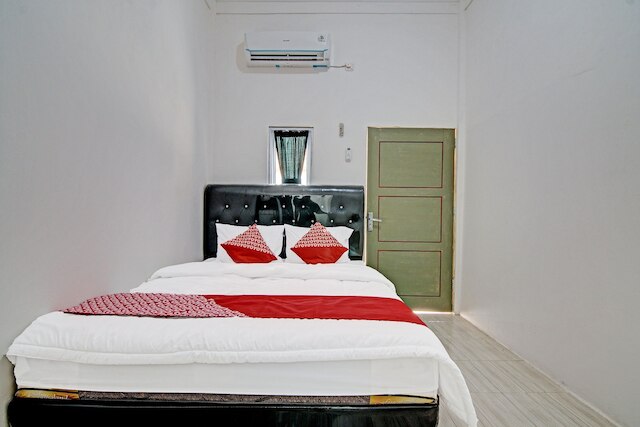 ホテル O エリフ ホームステイ シャリア