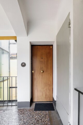 ホワイト リーブス スタジオ バイ ワンダフル イタリー