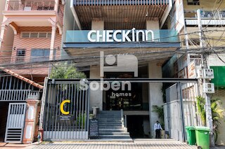 ロイヤル パレス スイーツ プノンペン バイ ソベン