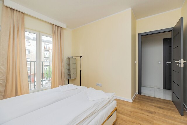 ショートステイポーランド ヴィレンスカ B165