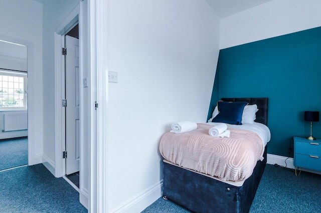 ラブリー 4 ベッド リザランド アパートメント