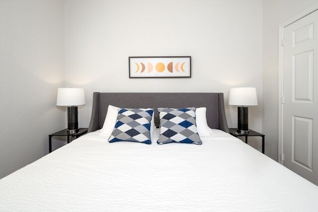 ビスタ ケイ シークレット コーブ 2 ベッドルーム コンド バイ レッドオーニング