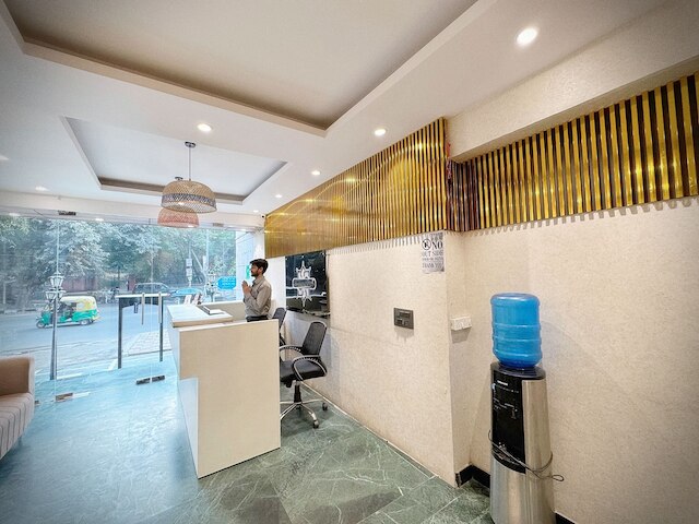 ザ オリオン エクスプレス - イースト オブ カイラシュ