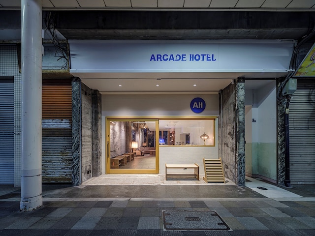 Arcade Hotel