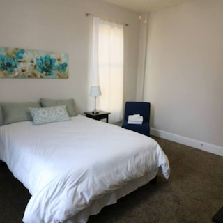 ウィンザーパークパッドアパート マスアベニューまで2分 エアコン付き